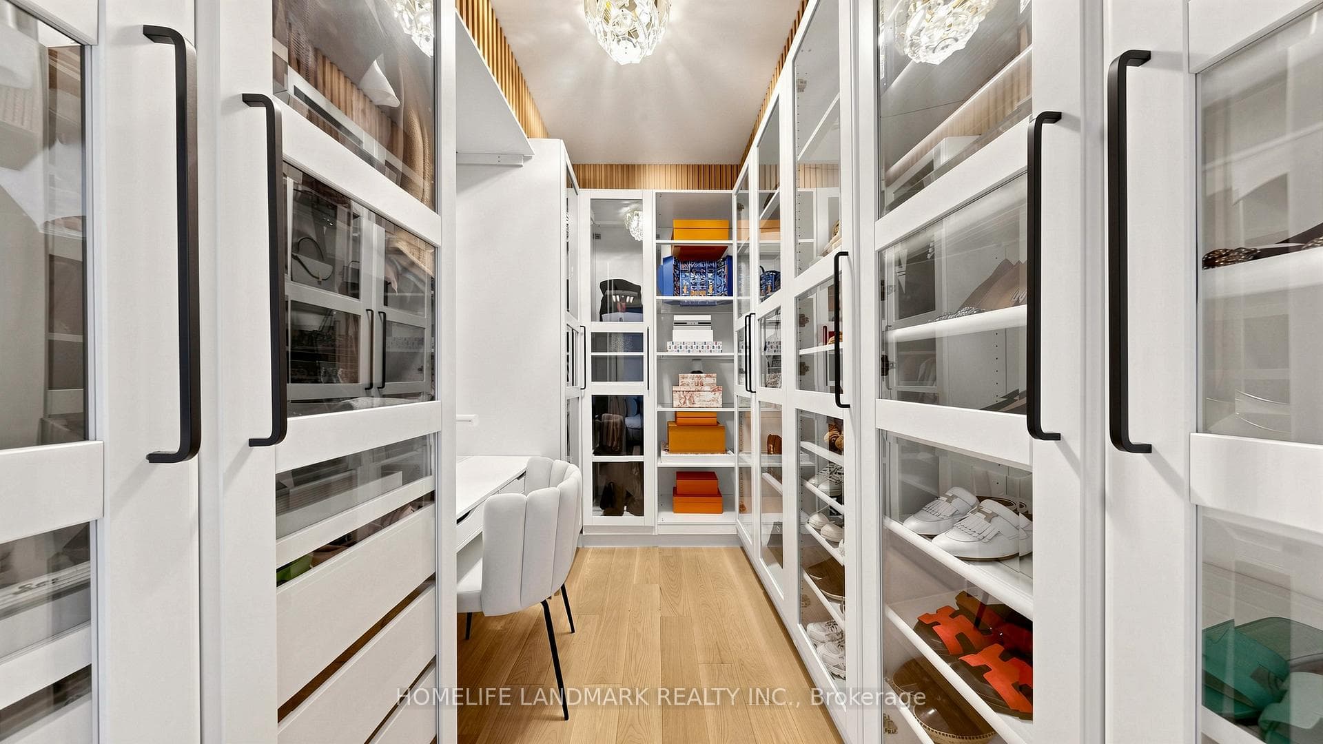 567 New England Court photo 17