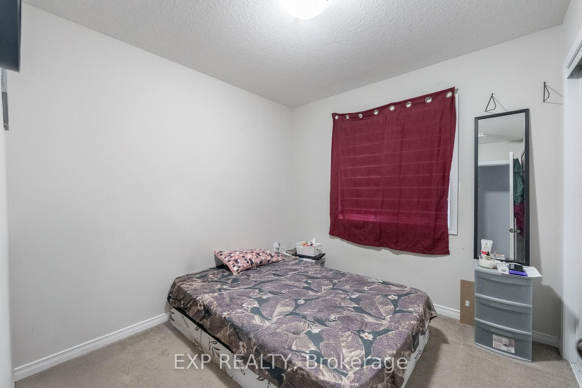7741 Shadbush Lane photo 24