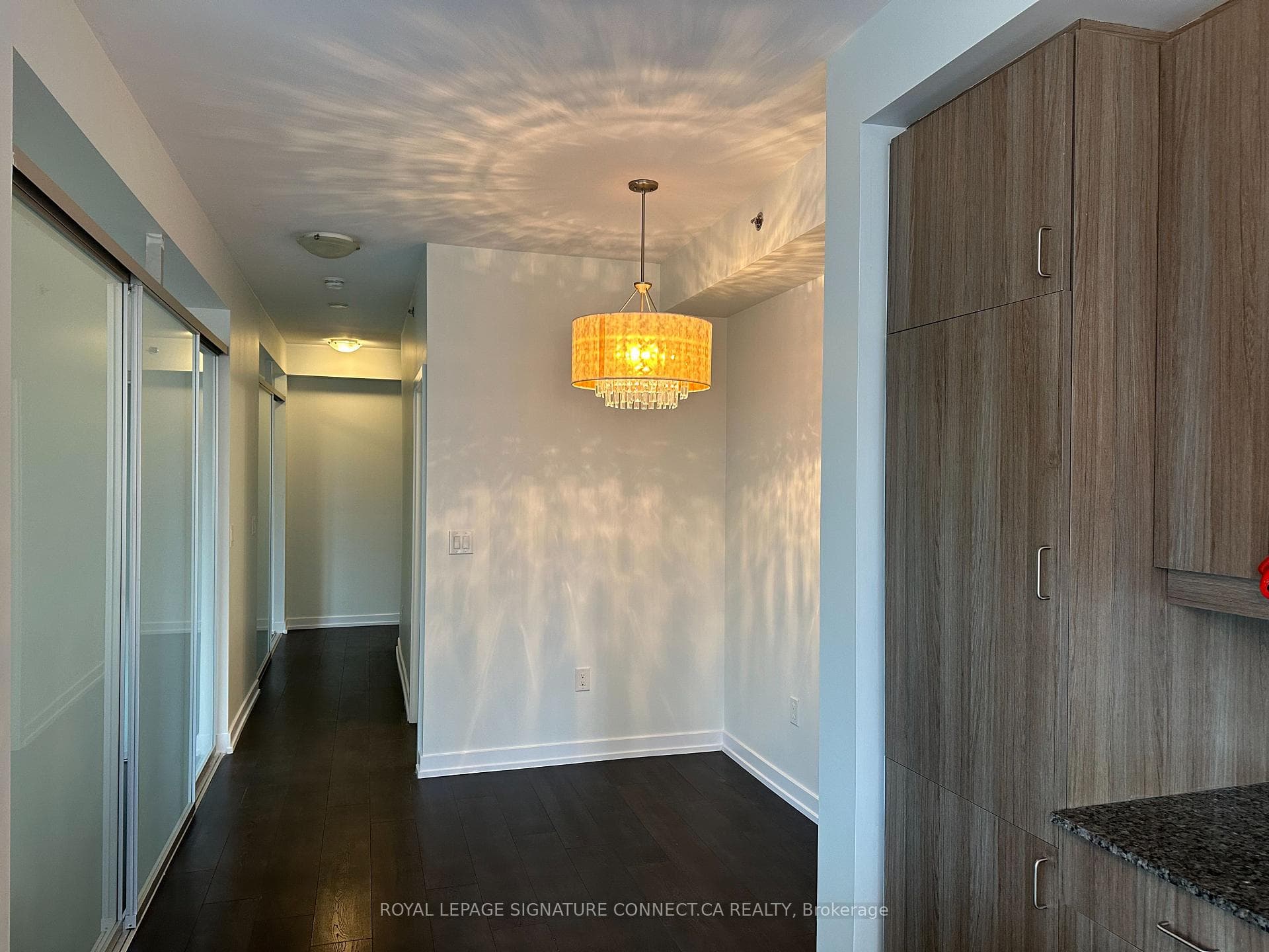 426 University Avenue Unit 1108 photo 12
