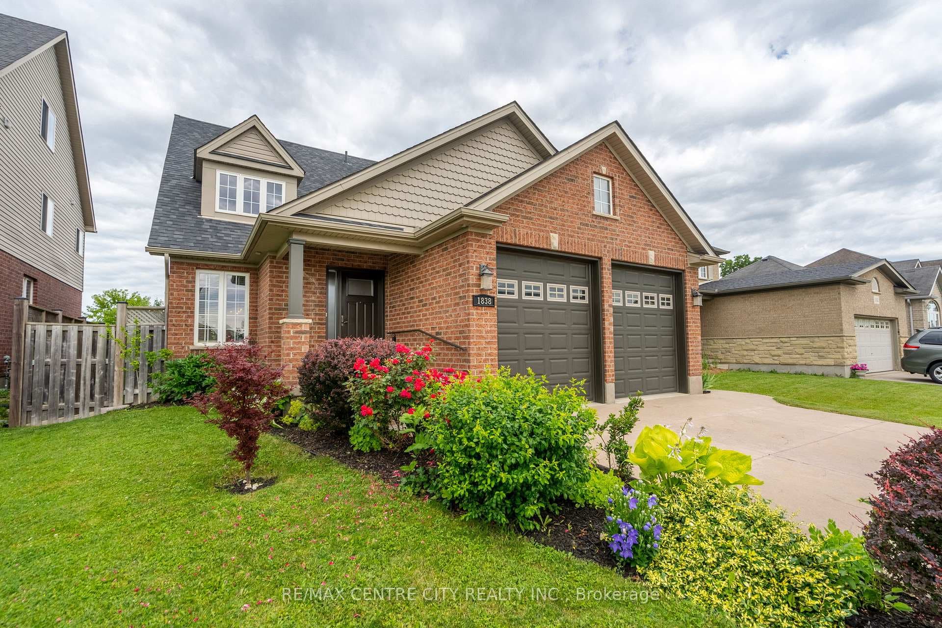 1838 Foxwood Avenue photo 2