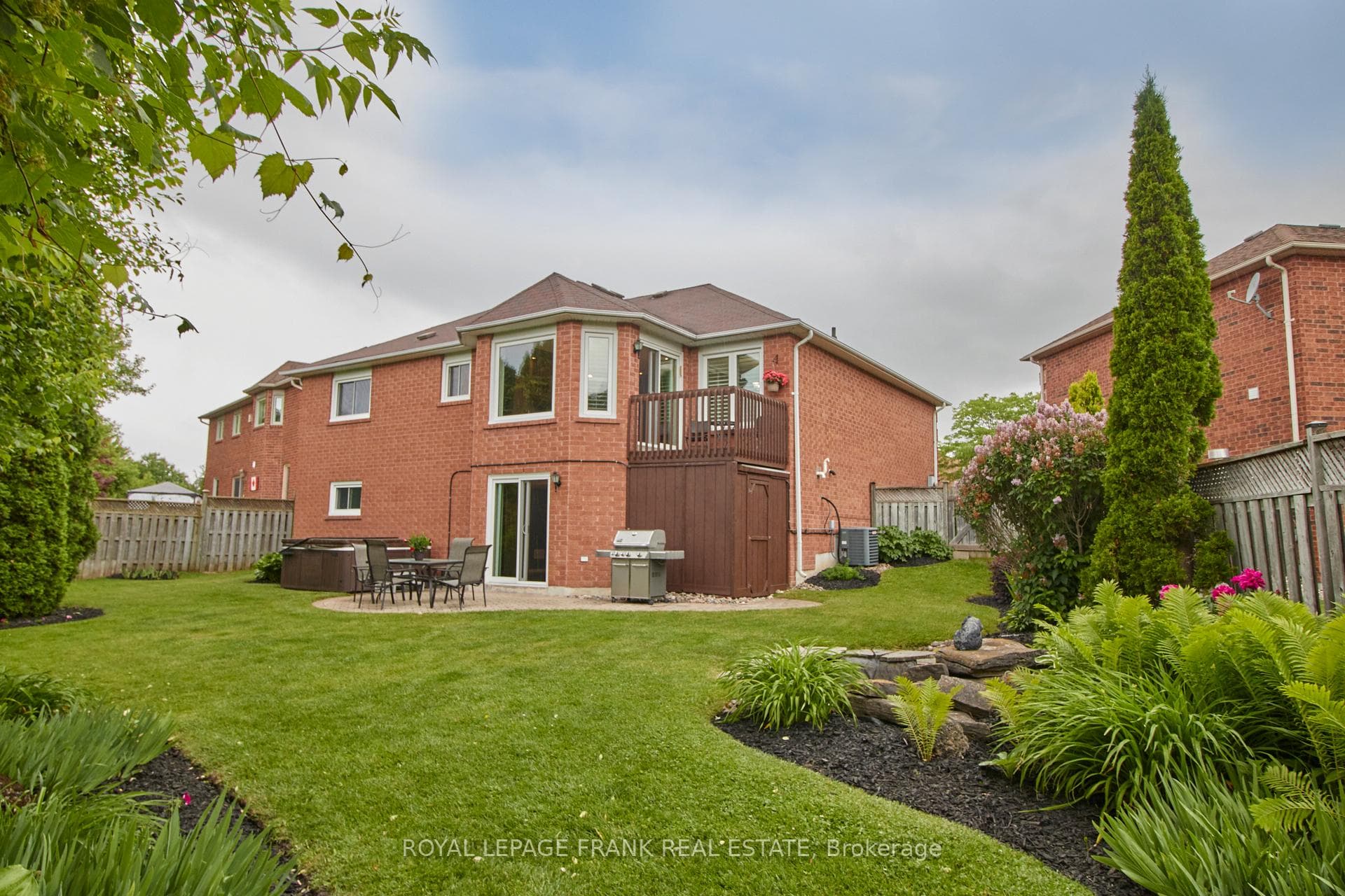 473 Sandalwood Court photo 38
