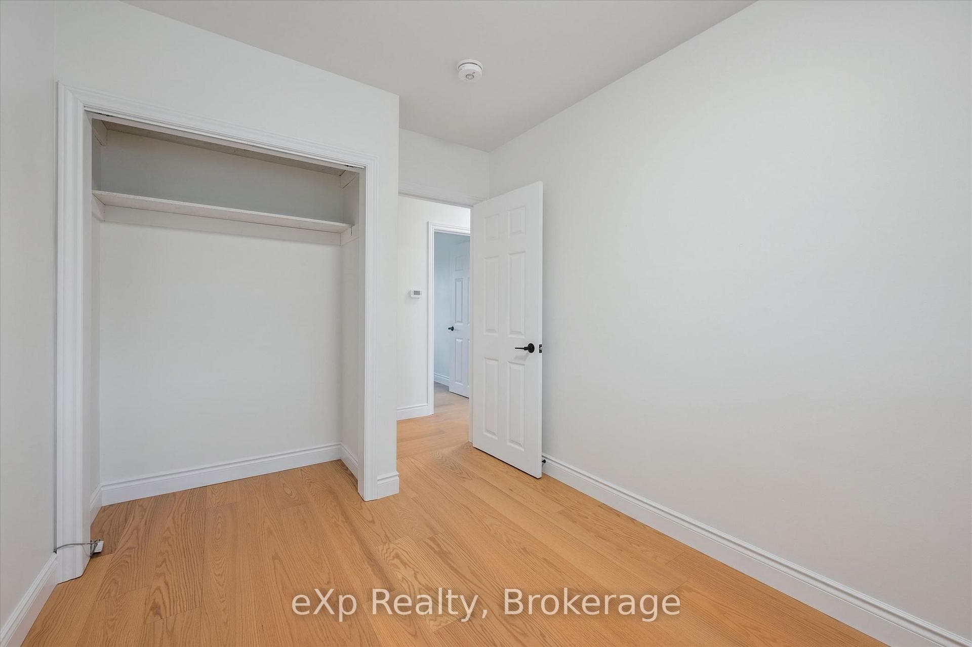 14 Lincoln Crescent photo 15