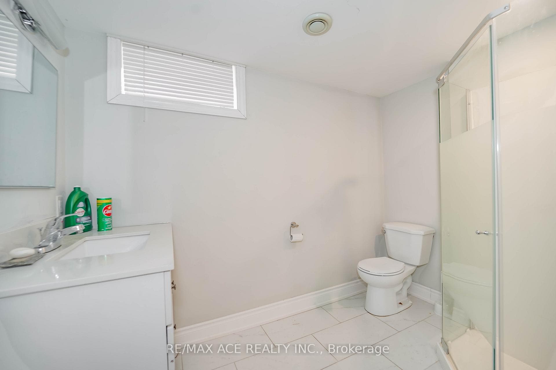 1425 Lakefield Street photo 44