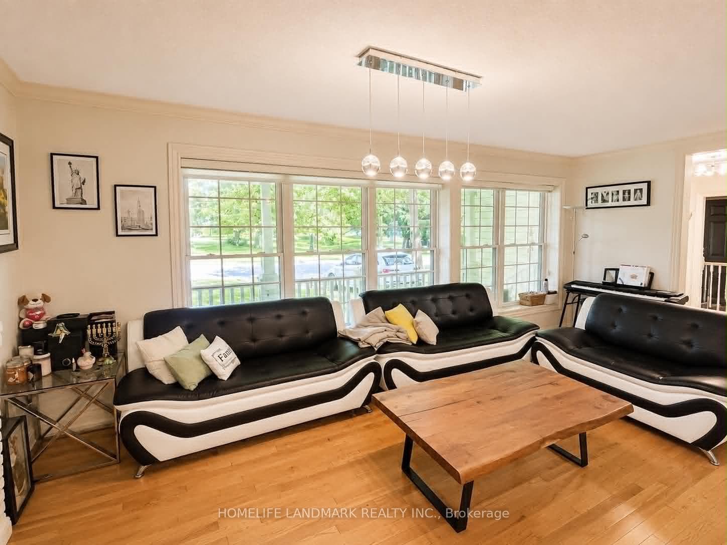 75 Cumberland Drive photo 5