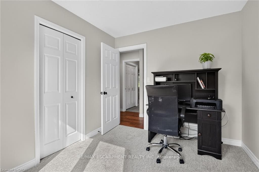 952 Robinson Road photo 26