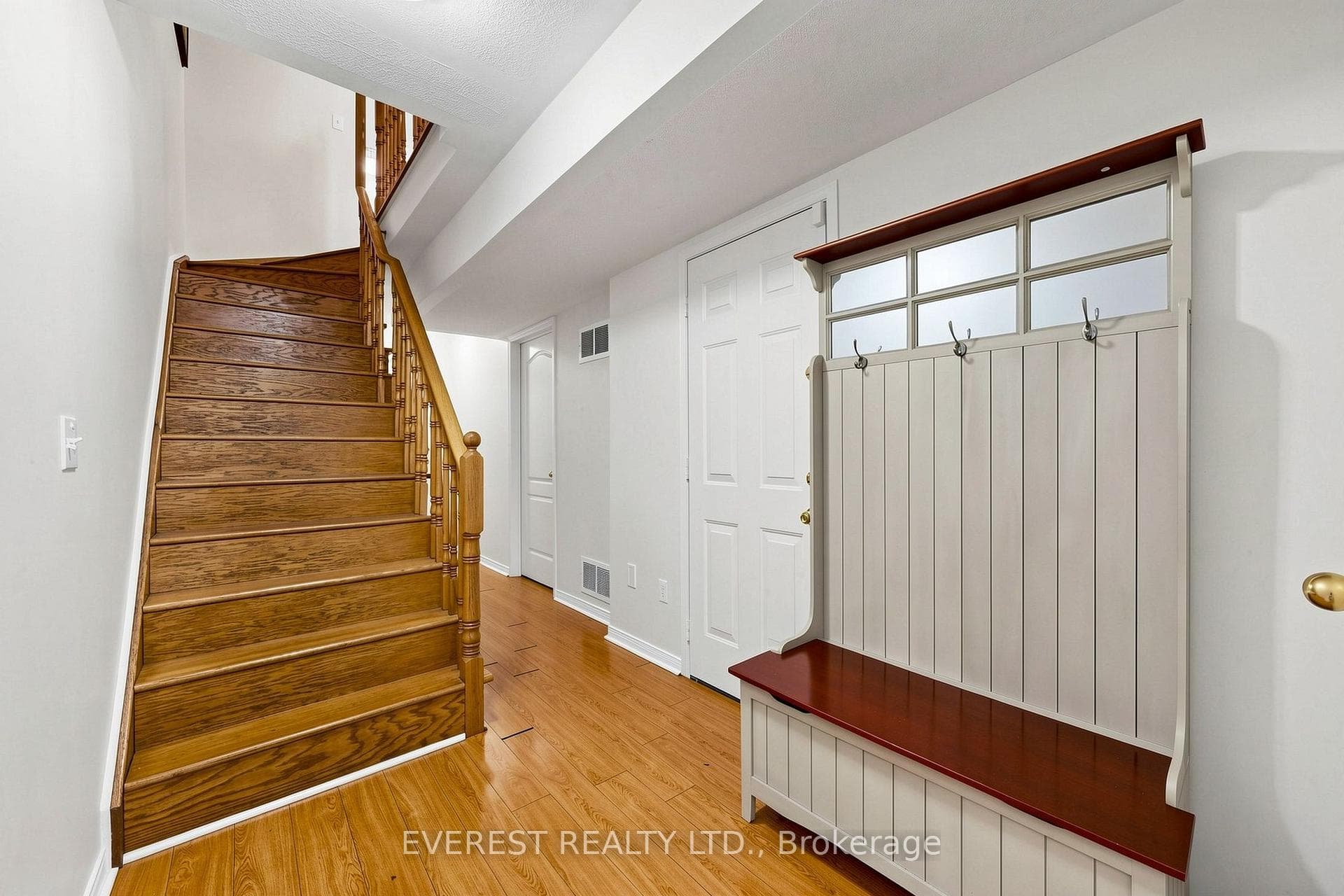 121 Jenkinson Way photo 33