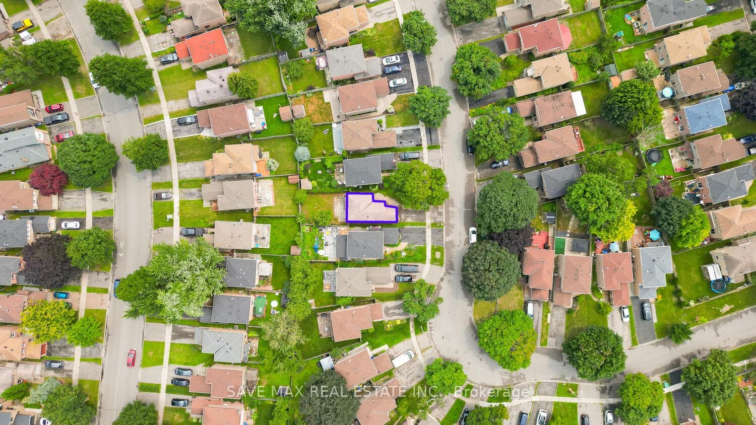 82 Chatfield Drive photo 35