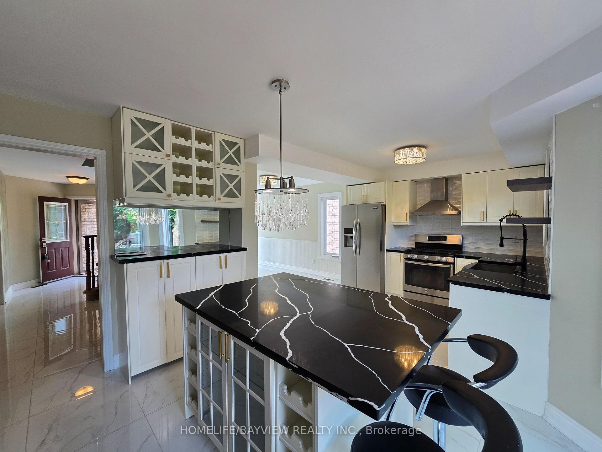 176 Humberland Drive photo 8
