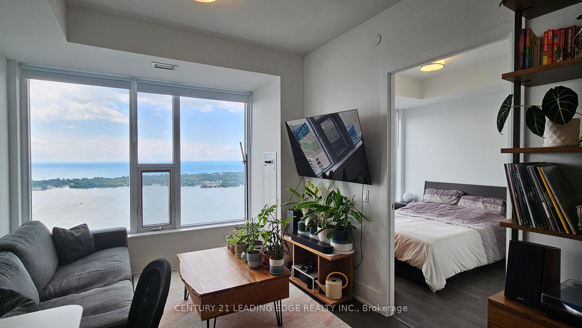 10 YORK Street Unit 5407 photo 11