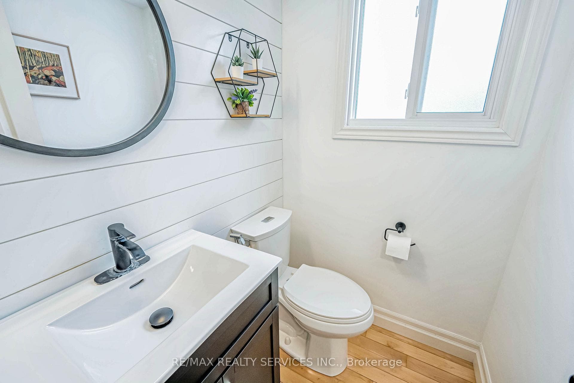 385 Driftwood Drive photo 19