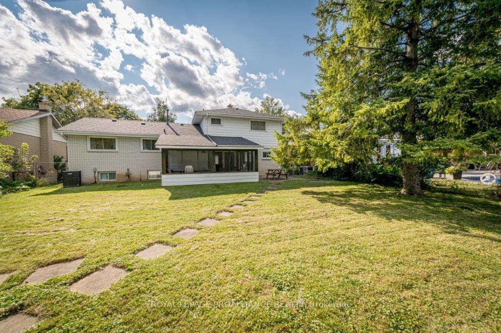 47 Keller Drive photo 36