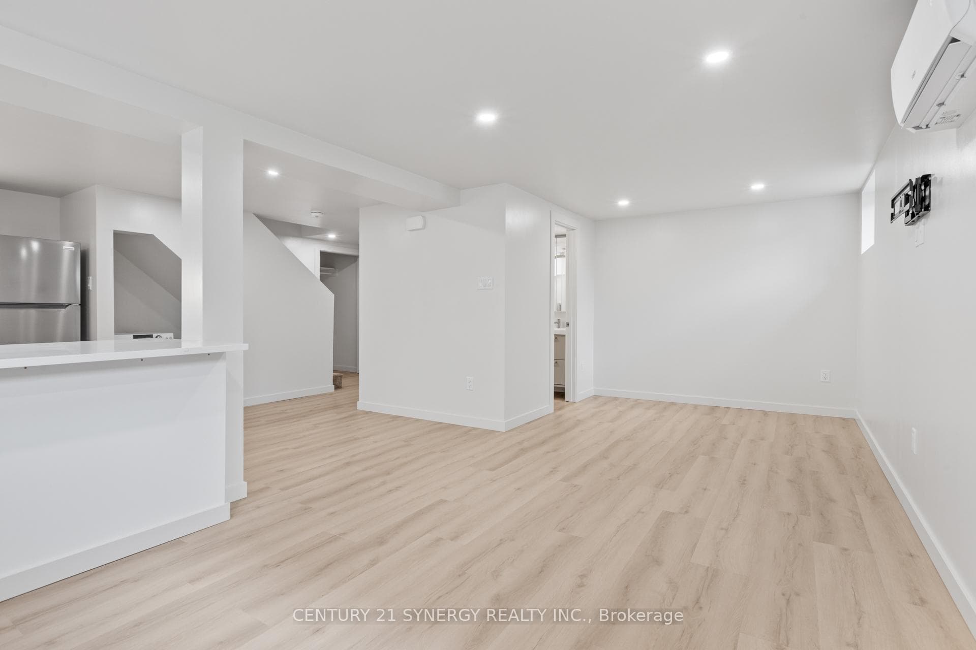 93C Tarquin Crescent Unit C photo 4