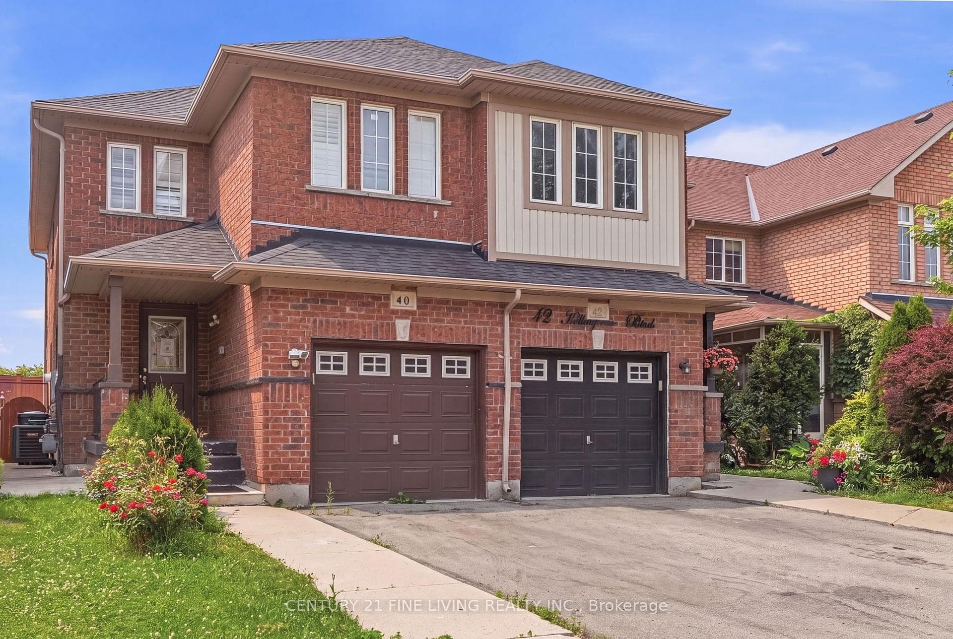 40 Hollowgrove Boulevard photo 1