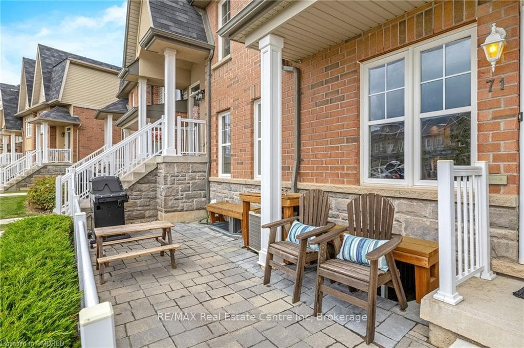 1380 COSTIGAN Road Unit 71 photo 3