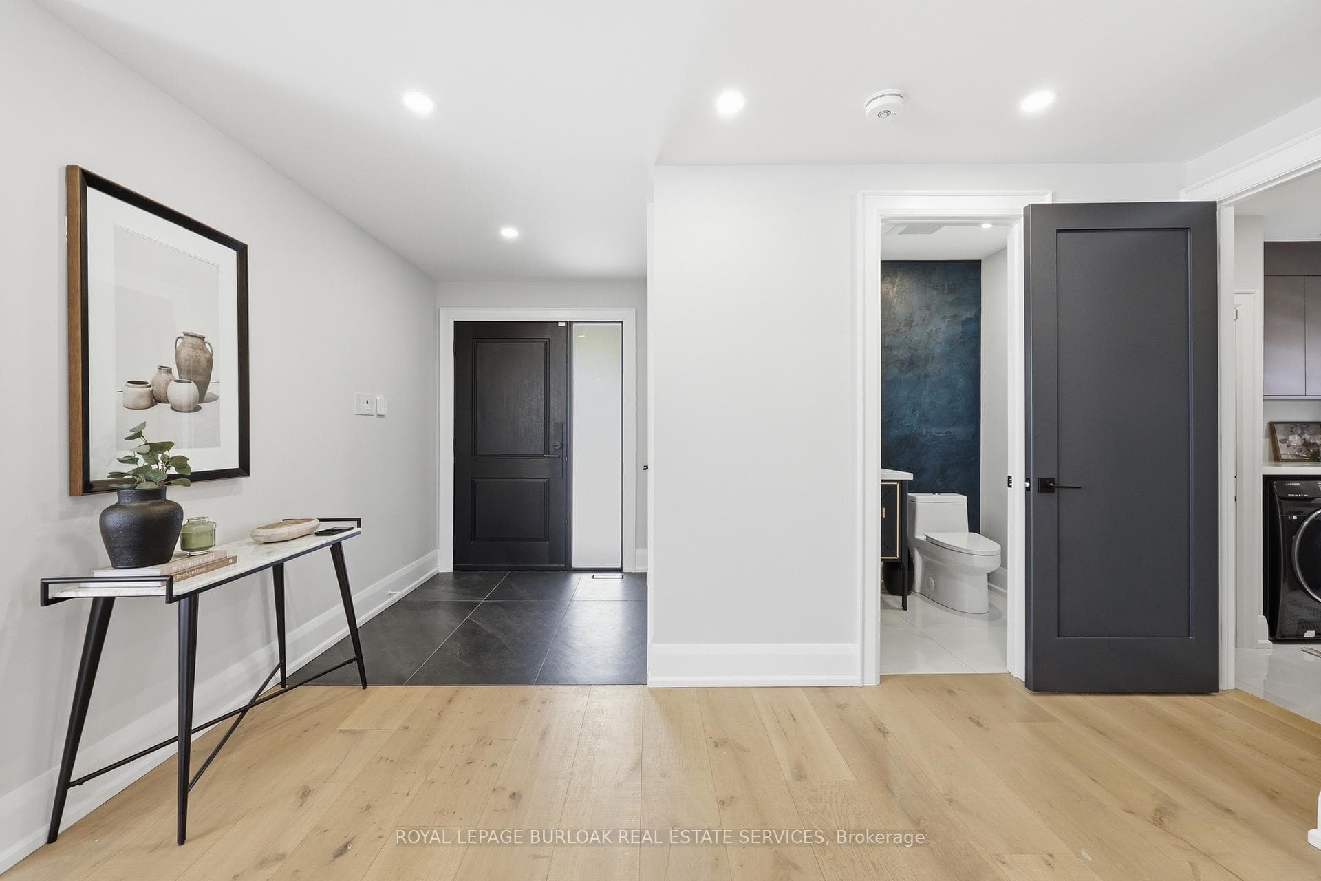 2029 Kempton Park Drive photo 4
