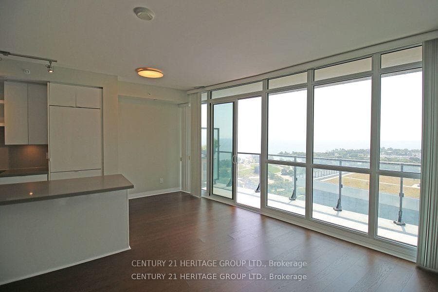 59 Annie Craig Drive Unit 2105 photo 12