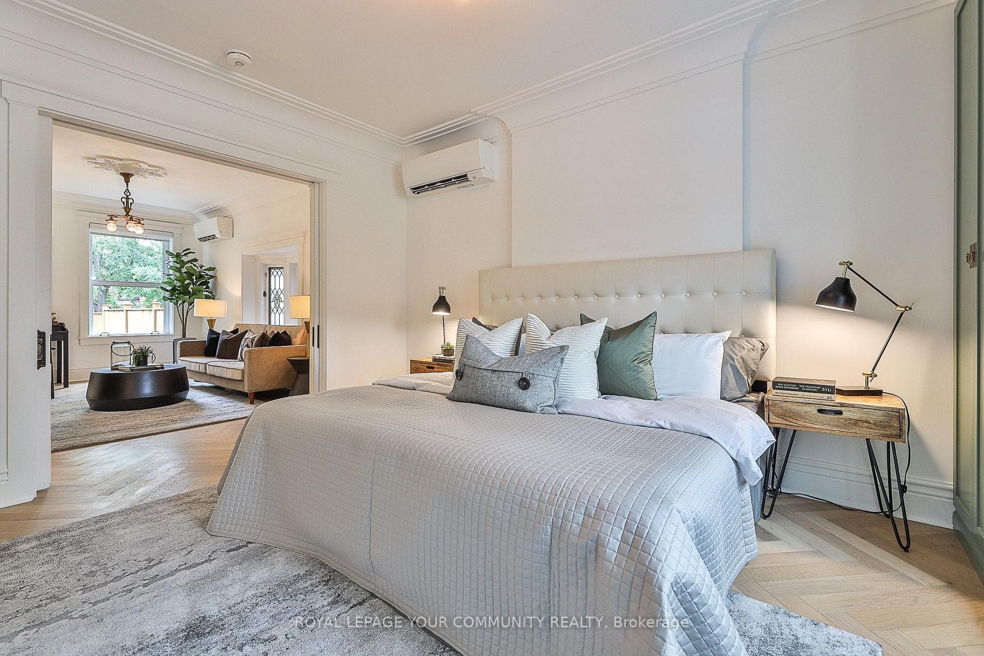 262 Roncesvalles Avenue photo 22
