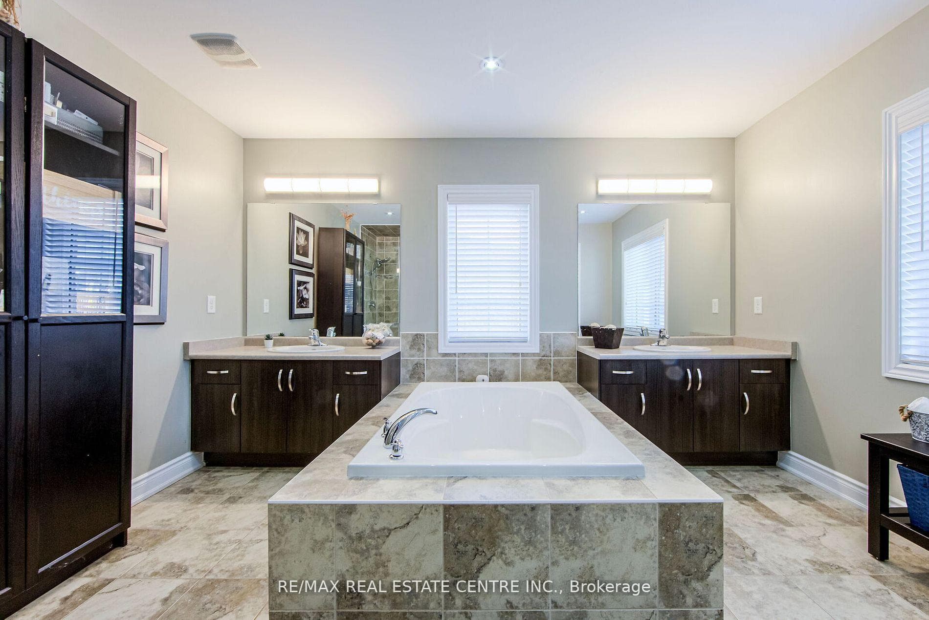 30 Deanston Court photo 20
