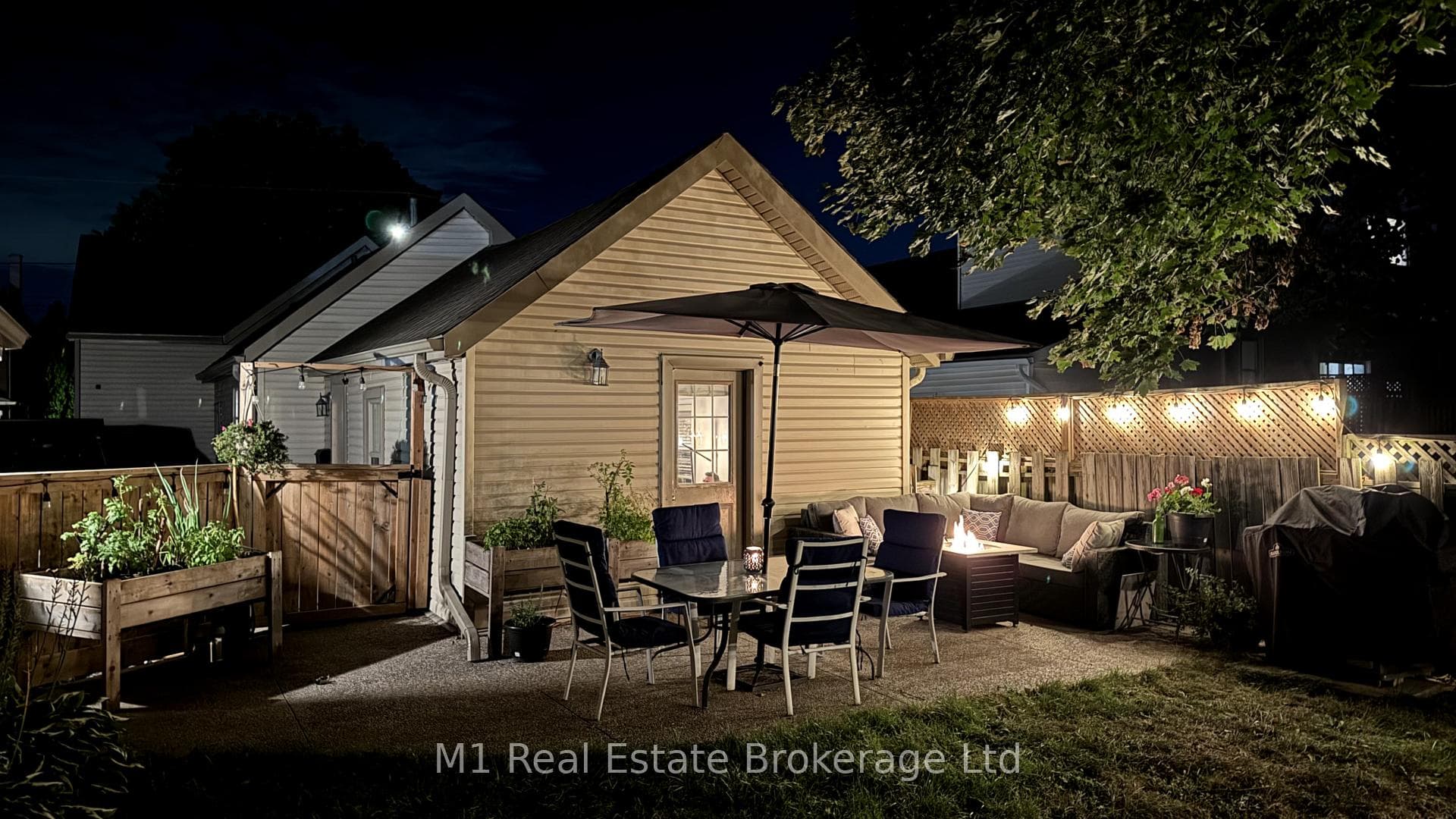 16 Hooper Street photo 31