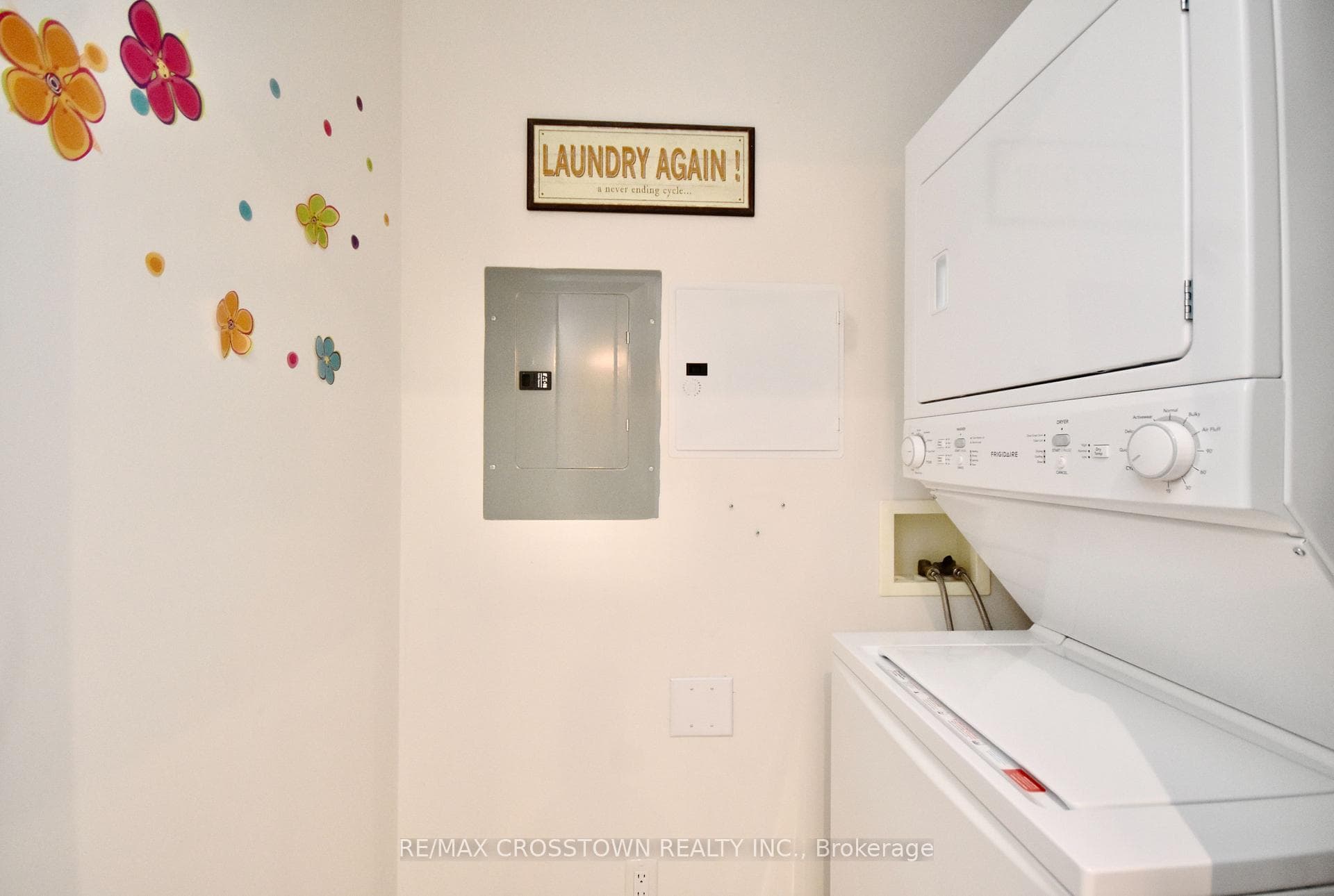 37 Ellen Street Unit 1304 photo 11