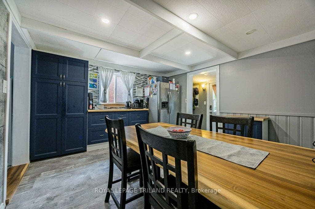 66 Ross Street photo 19