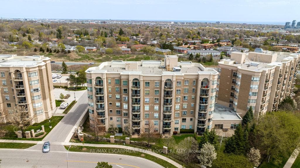 2085 Amherst Heights Drive Unit 705 photo 48