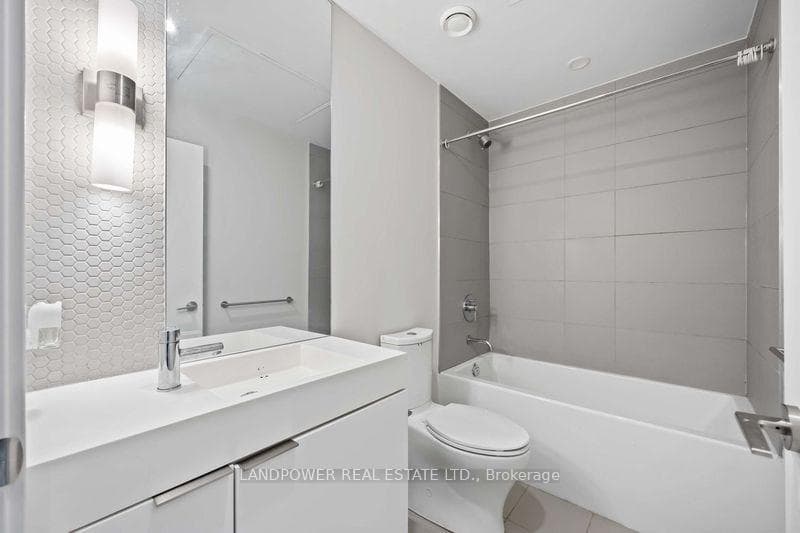 33 Helendale Avenue Unit 1102 photo 22