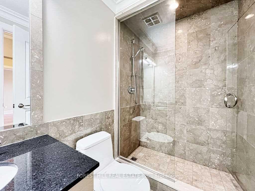Ensuite bath
