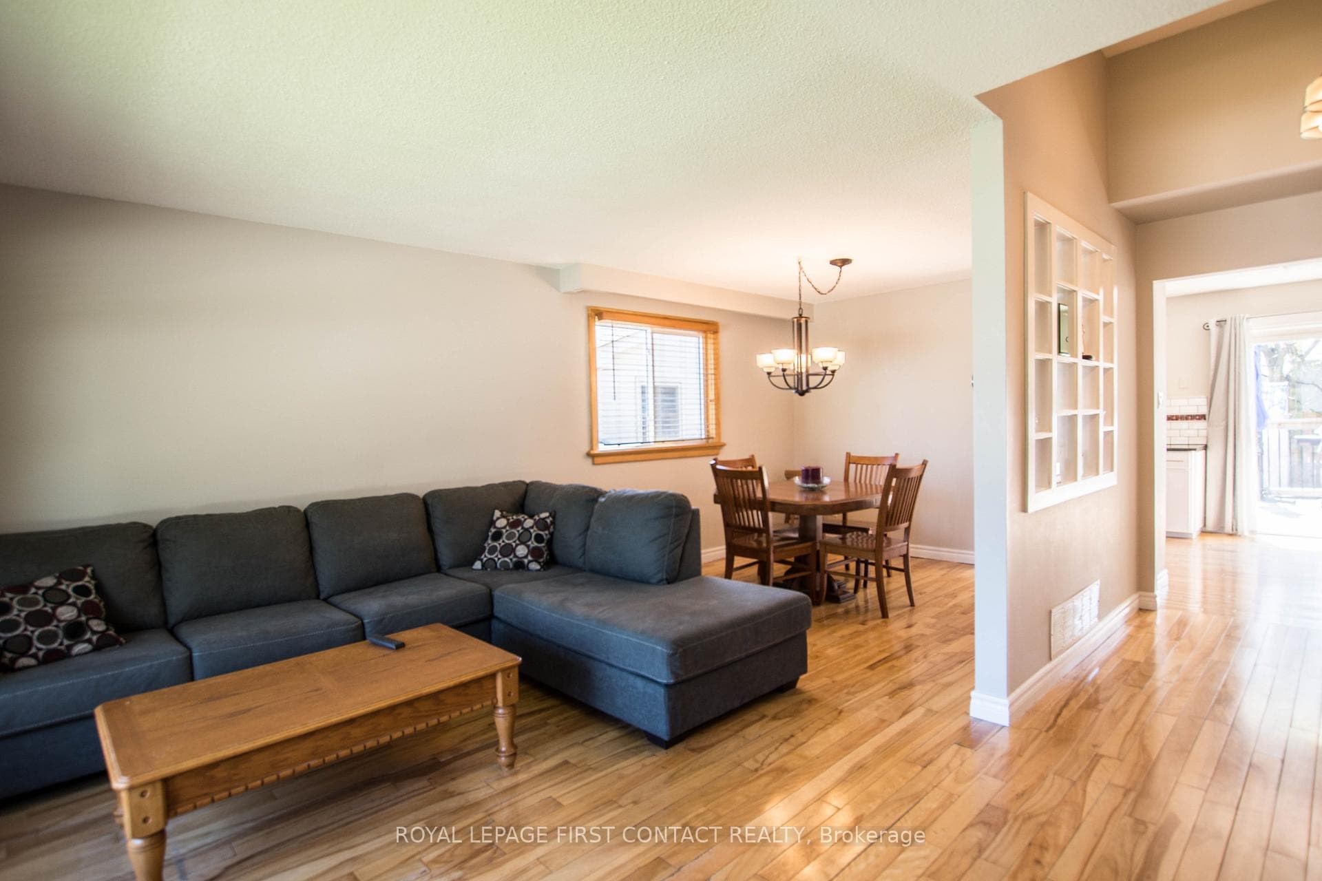 43 Clover Avenue photo 11
