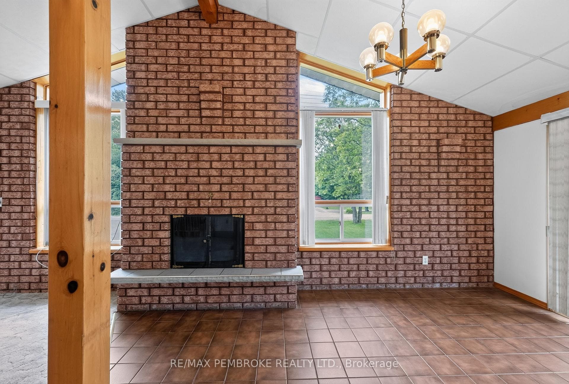 66 Sandy Beach Road photo 22