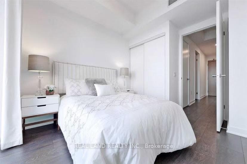 125 Blue Jays Way Unit 2811 photo 9