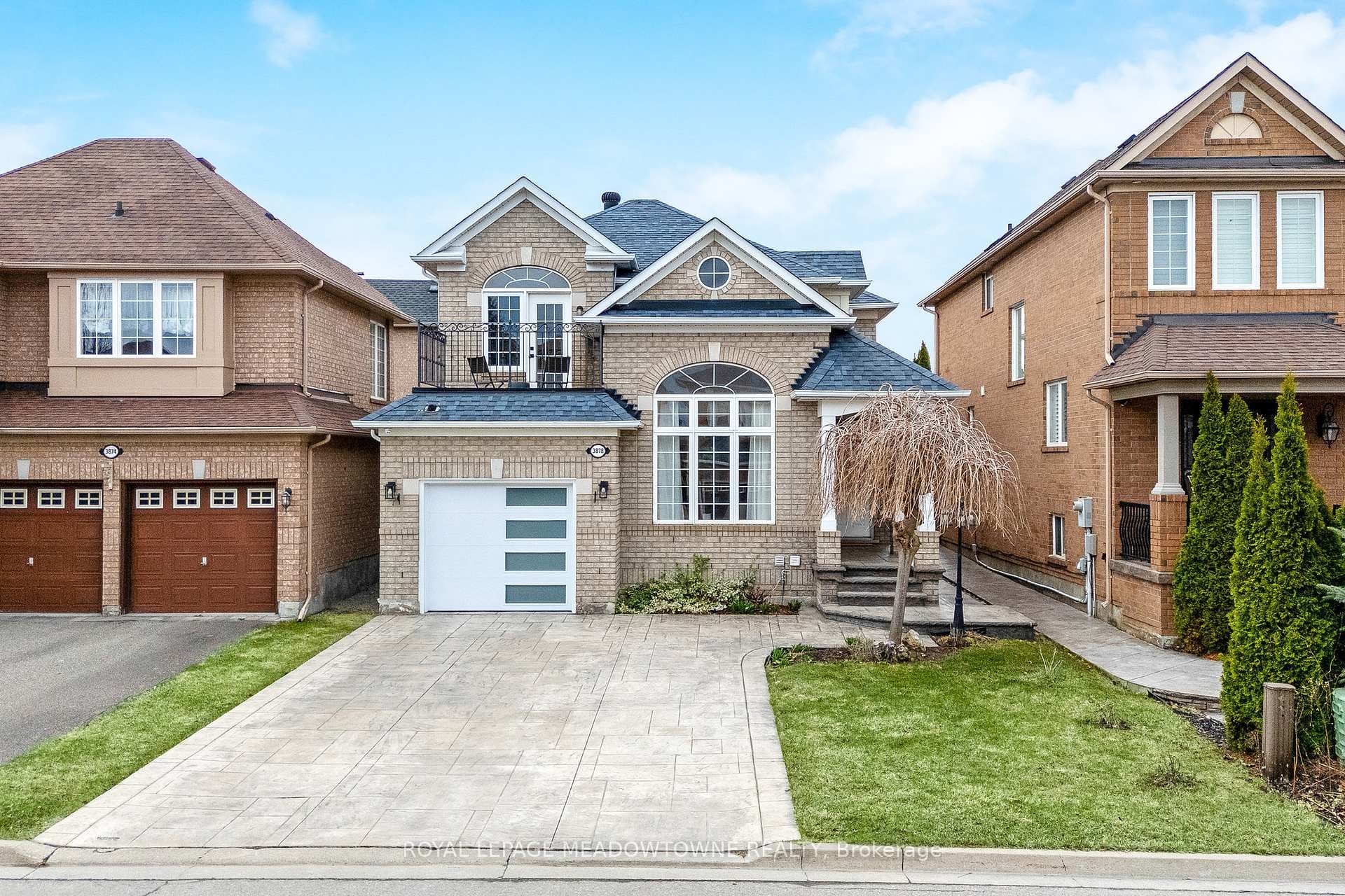 3878 Deepwood Heights photo 1