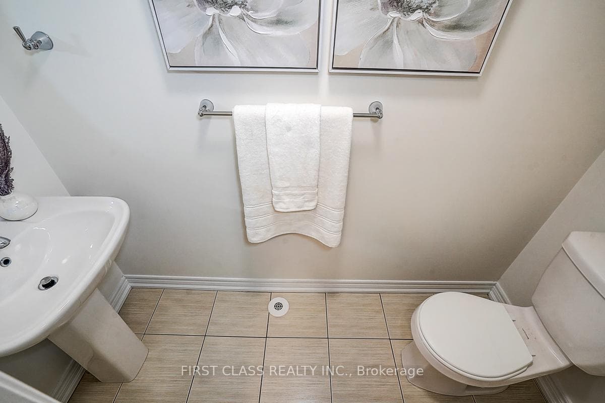 5303 Major Mackenzie Drive photo 7