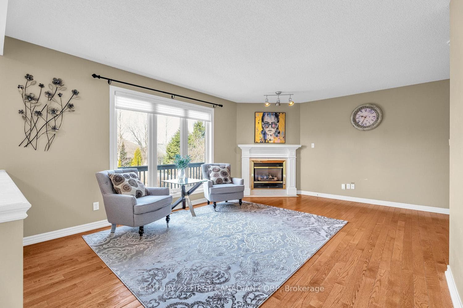 1836 Haycock Place photo 9