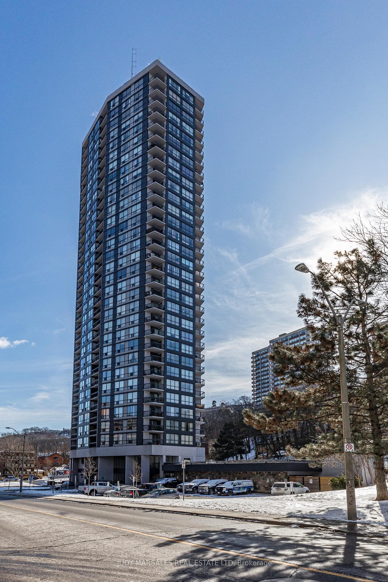 150 Charlton Avenue Unit 2107 photo 45