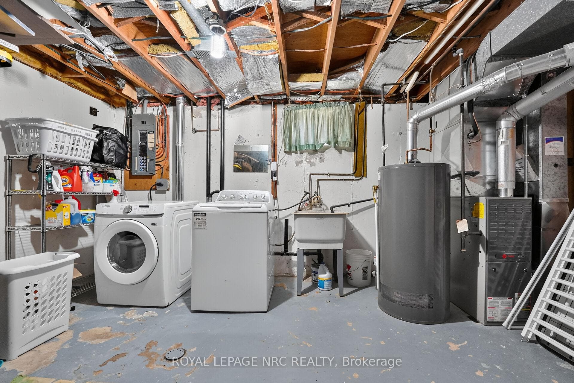 17 Allan Drive photo 25