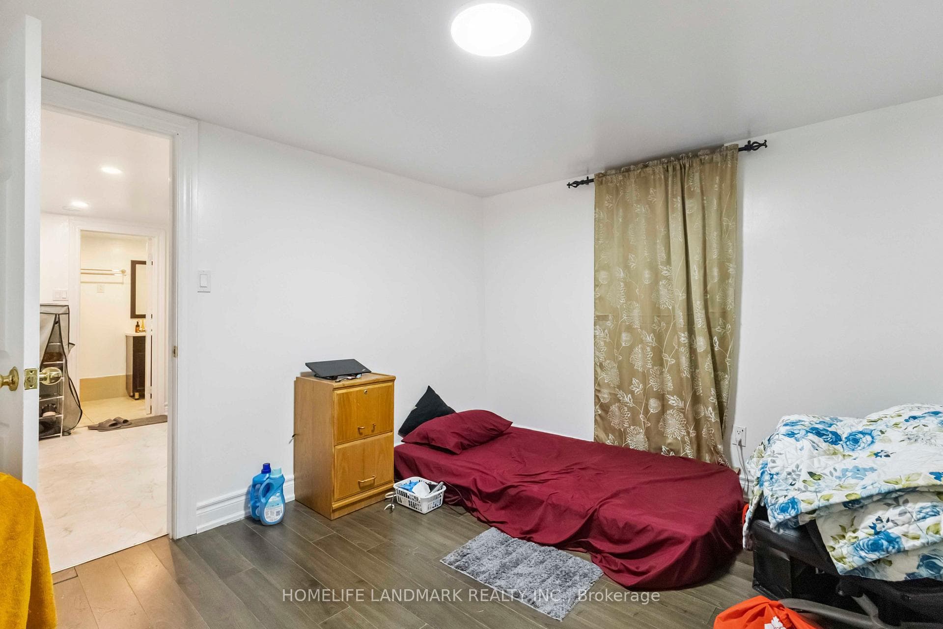 260 Chine Drive photo 40