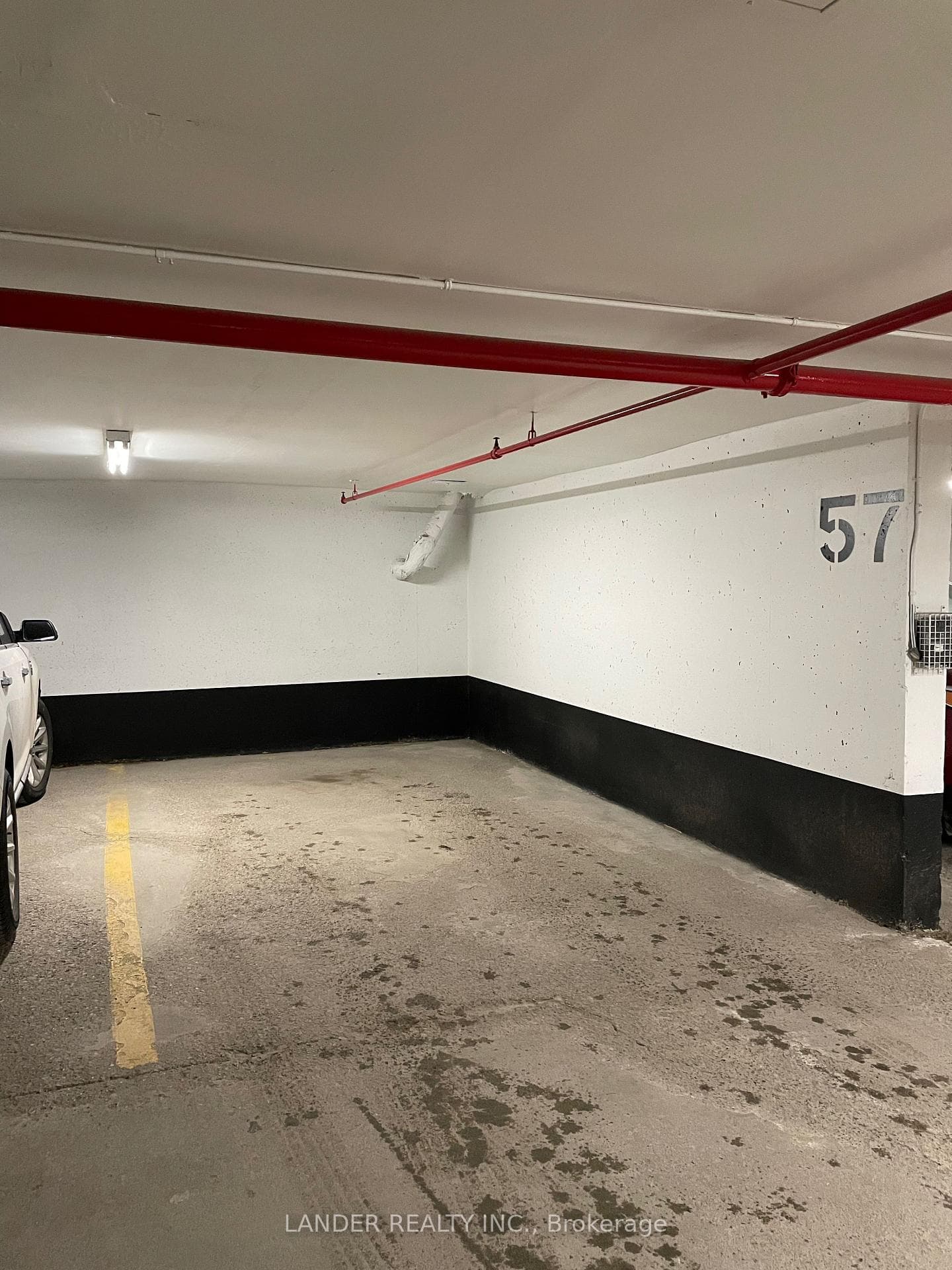 1 Parking Space in Underground Parking