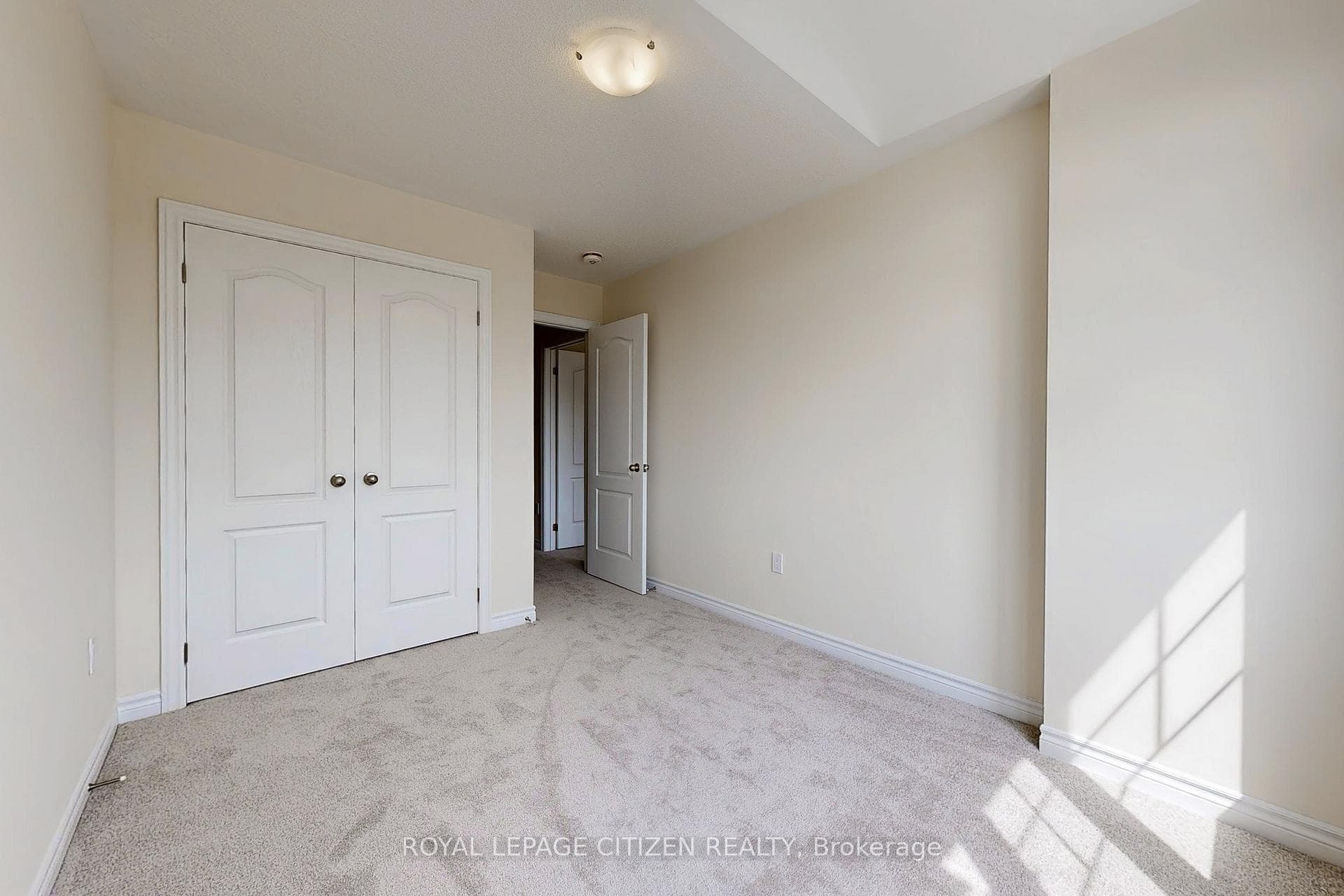134 North Garden Boulevard photo 41