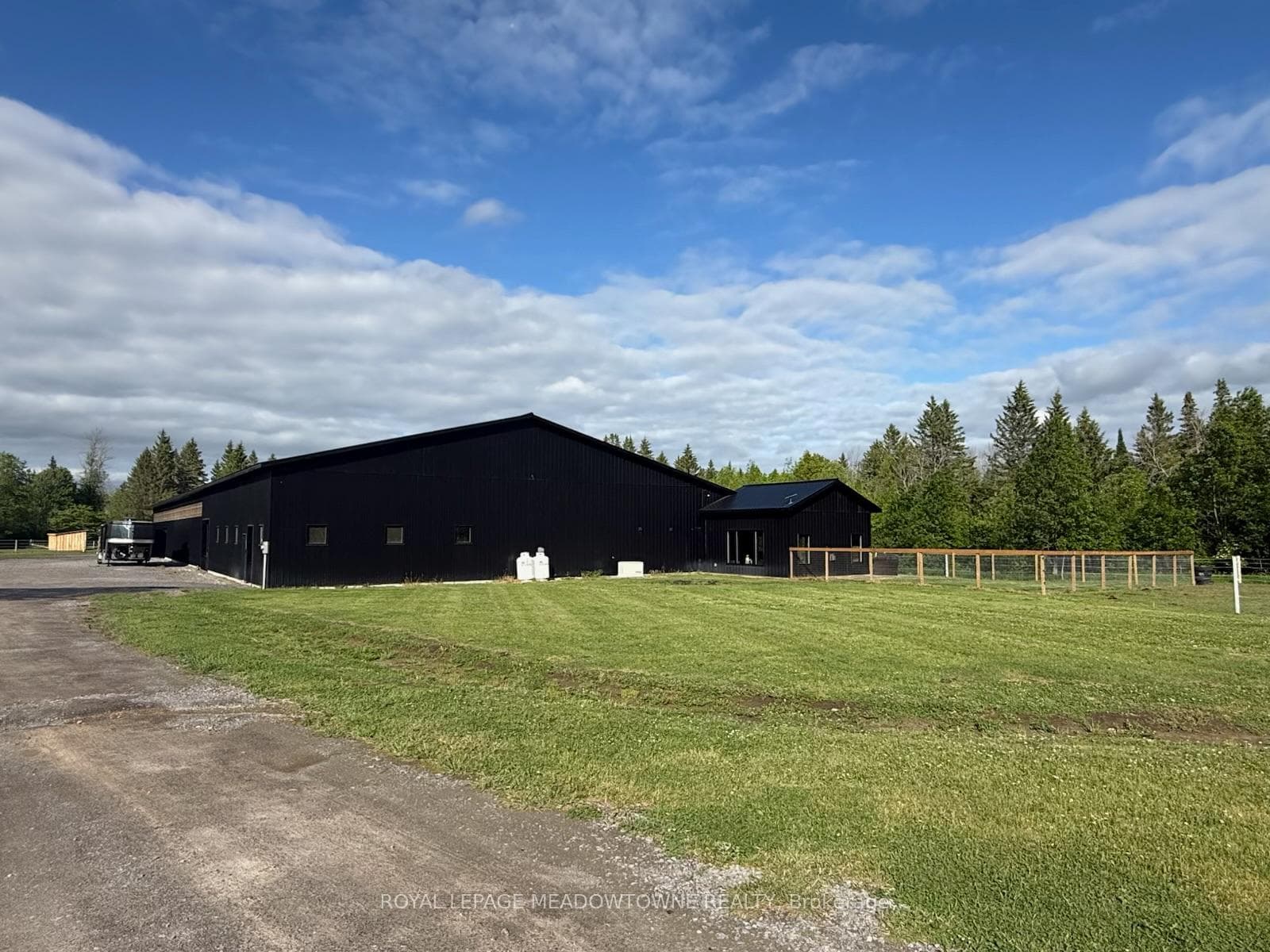 394 Lavallee Road photo 28
