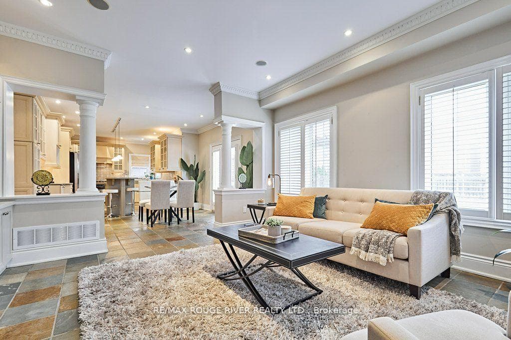 1447 Grandview Street photo 18
