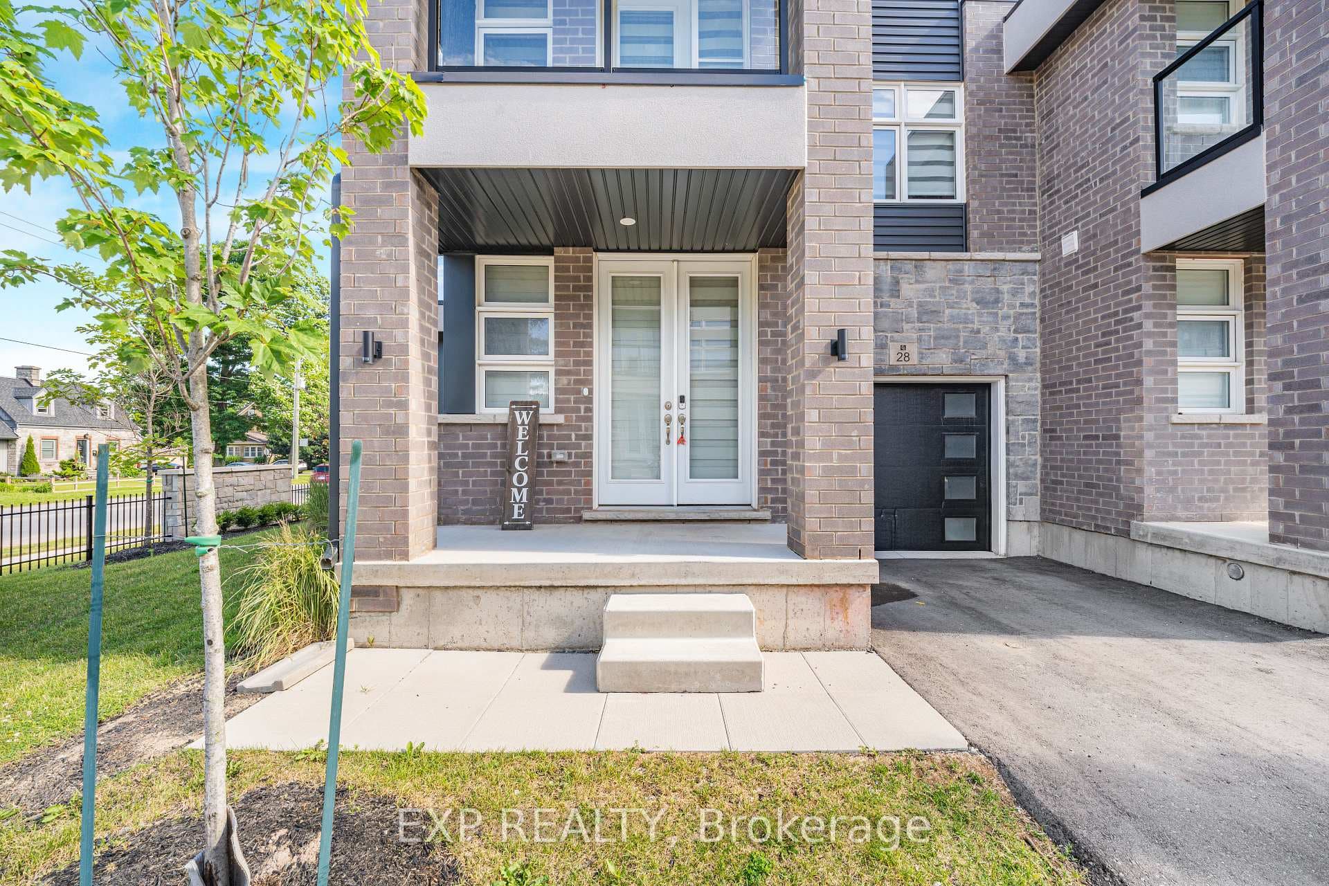 5672 Dorchester Road Unit 28 photo 4