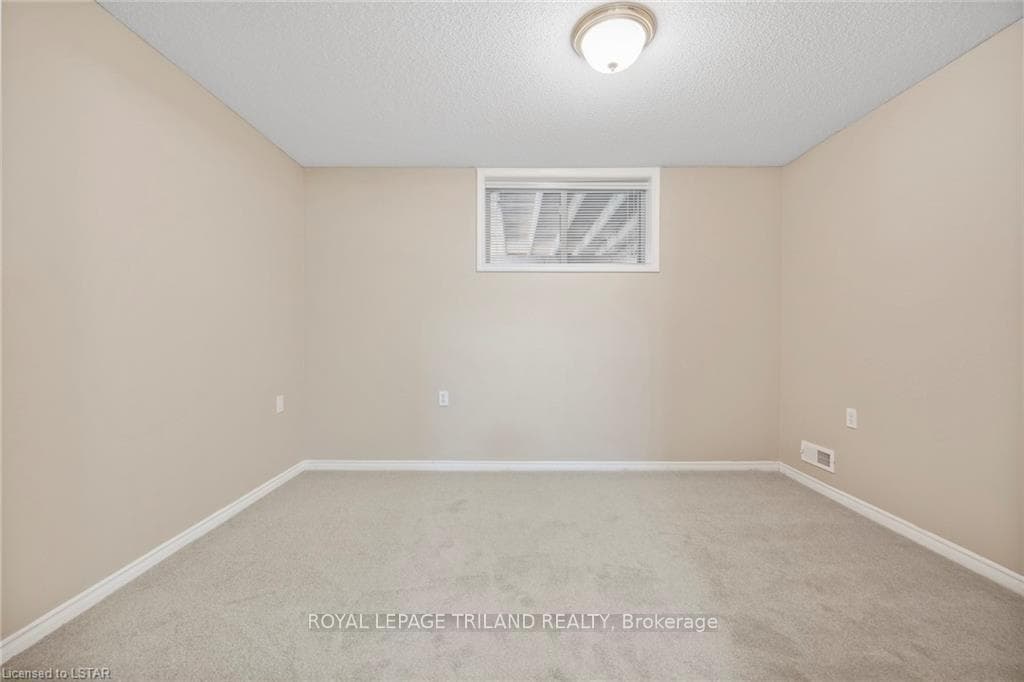 1337 COMMISSIONERS Road Unit 15 photo 32