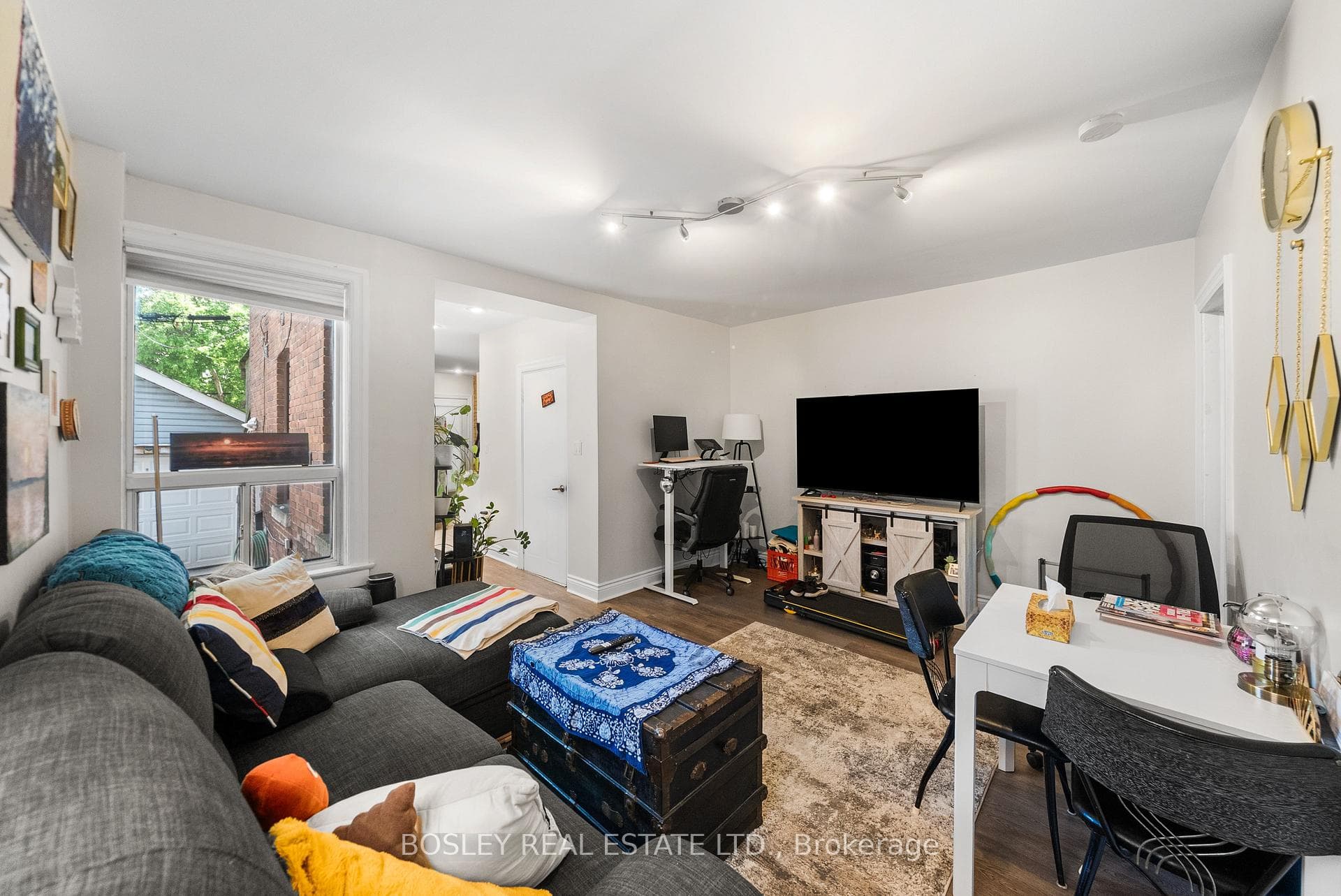 229 Woodbine Avenue Unit Main photo 2