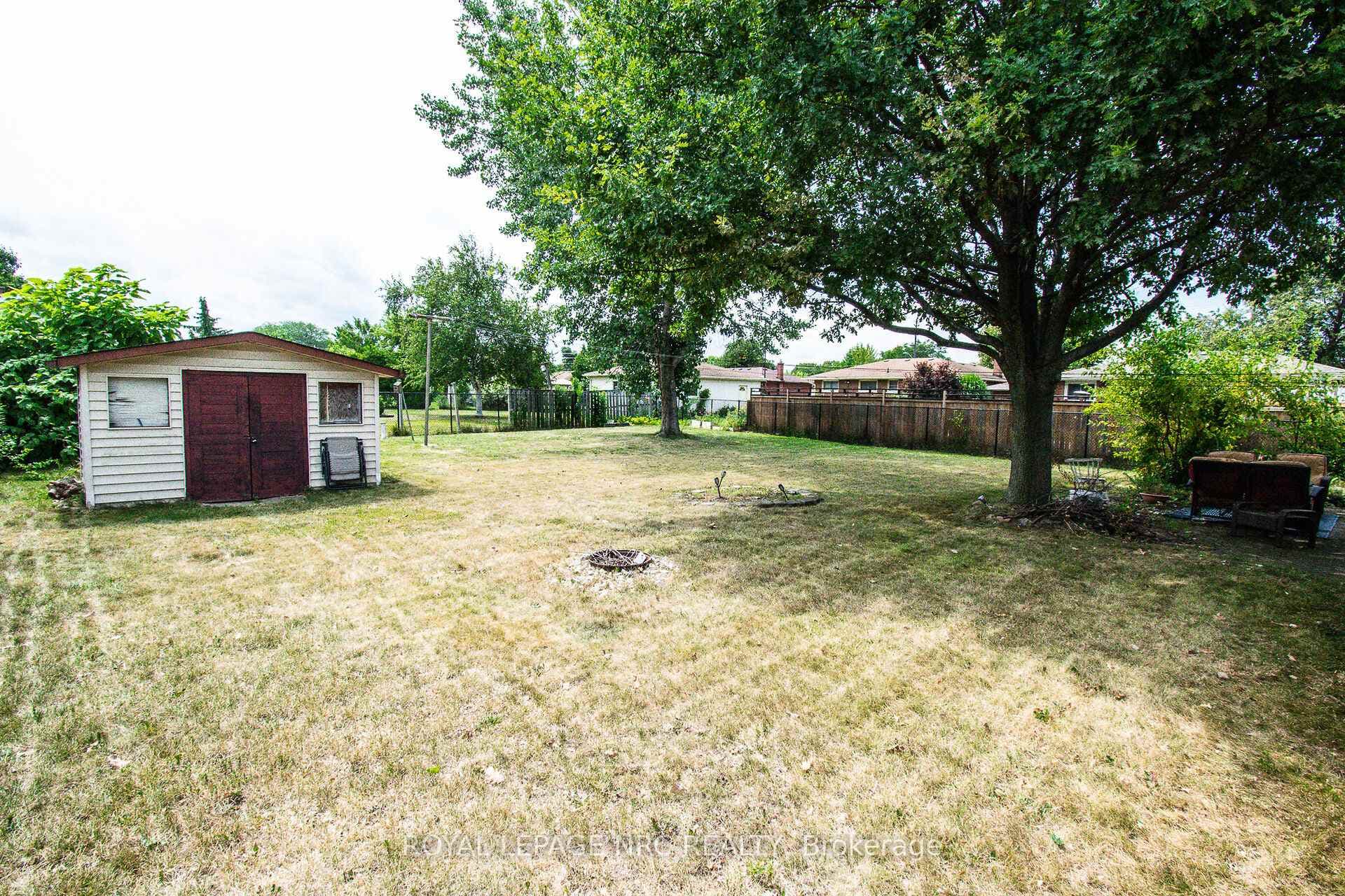 73 Lockview Crescent photo 30
