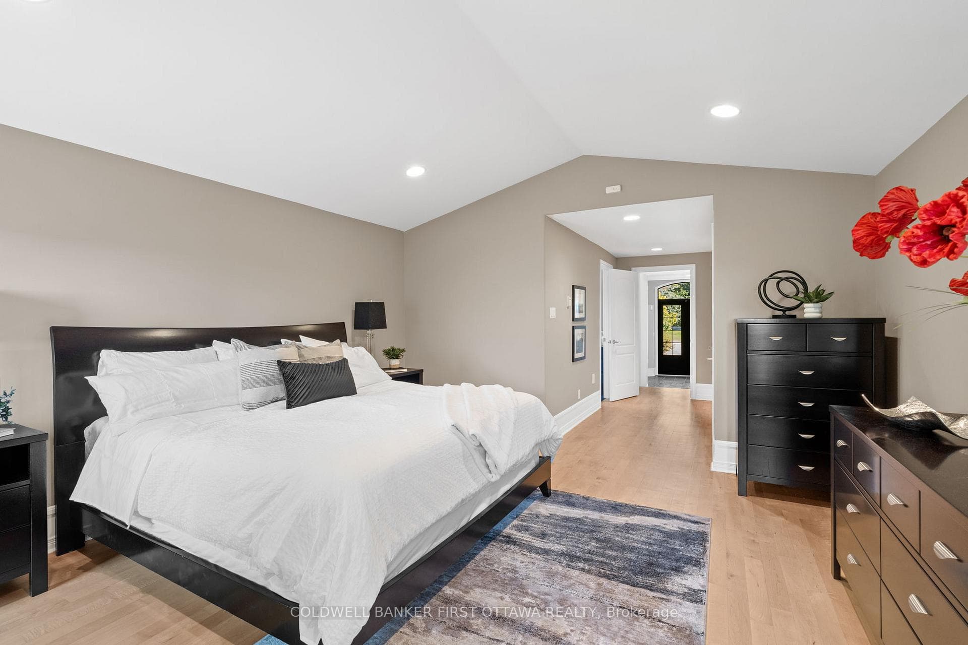 358 River Road photo 28