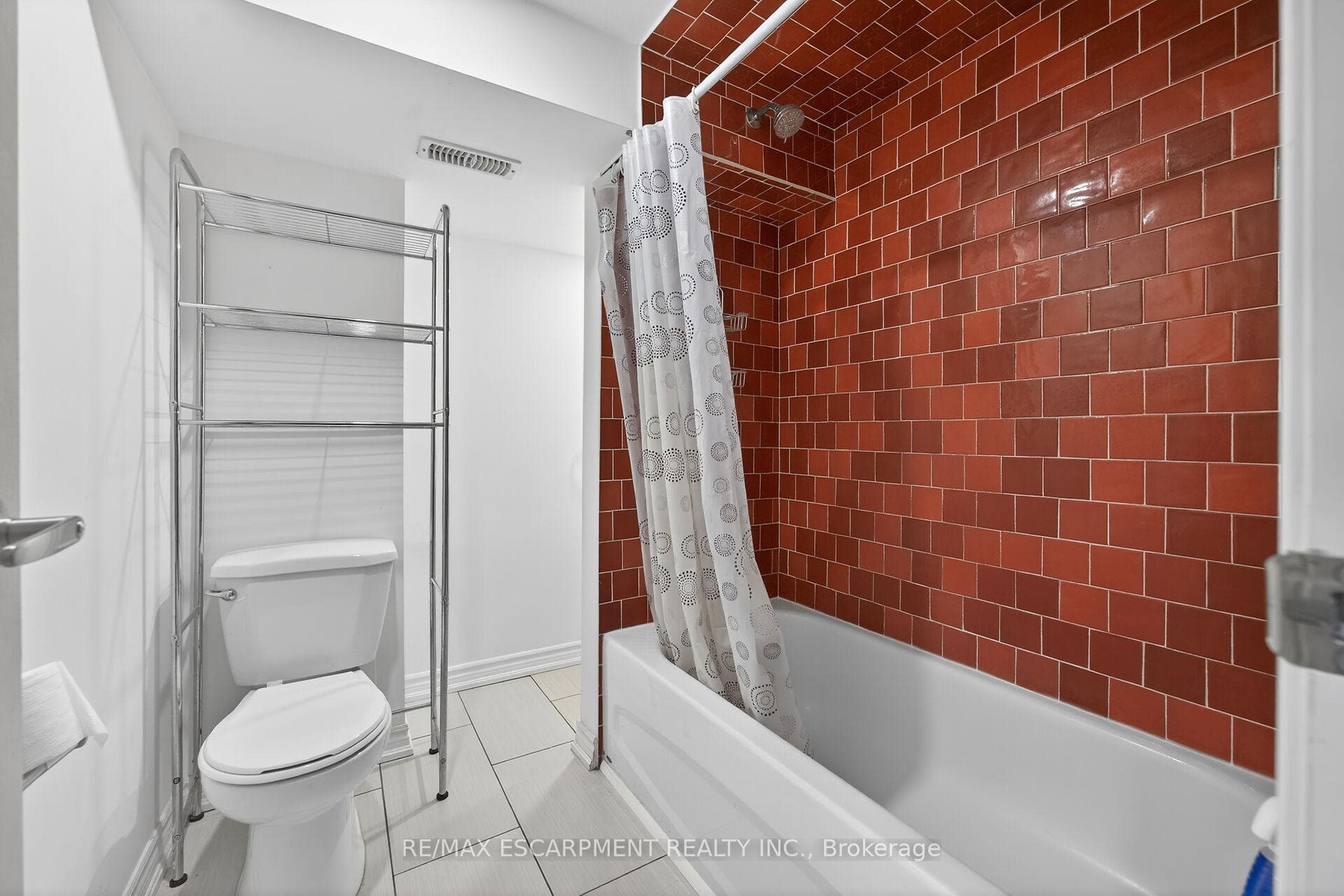 1675 Upper Gage Avenue Unit 47 photo 31