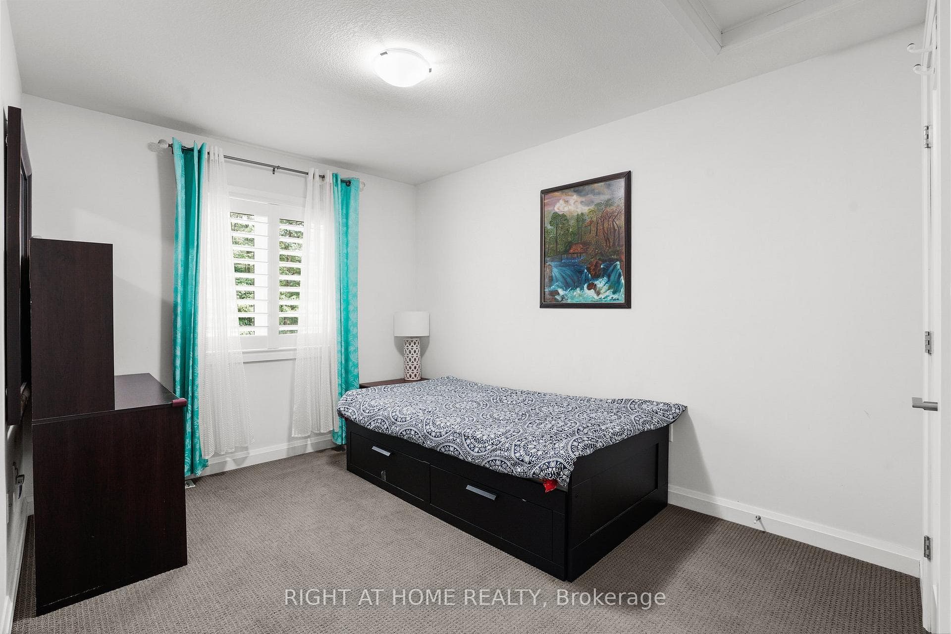 49 Burley Lane photo 22
