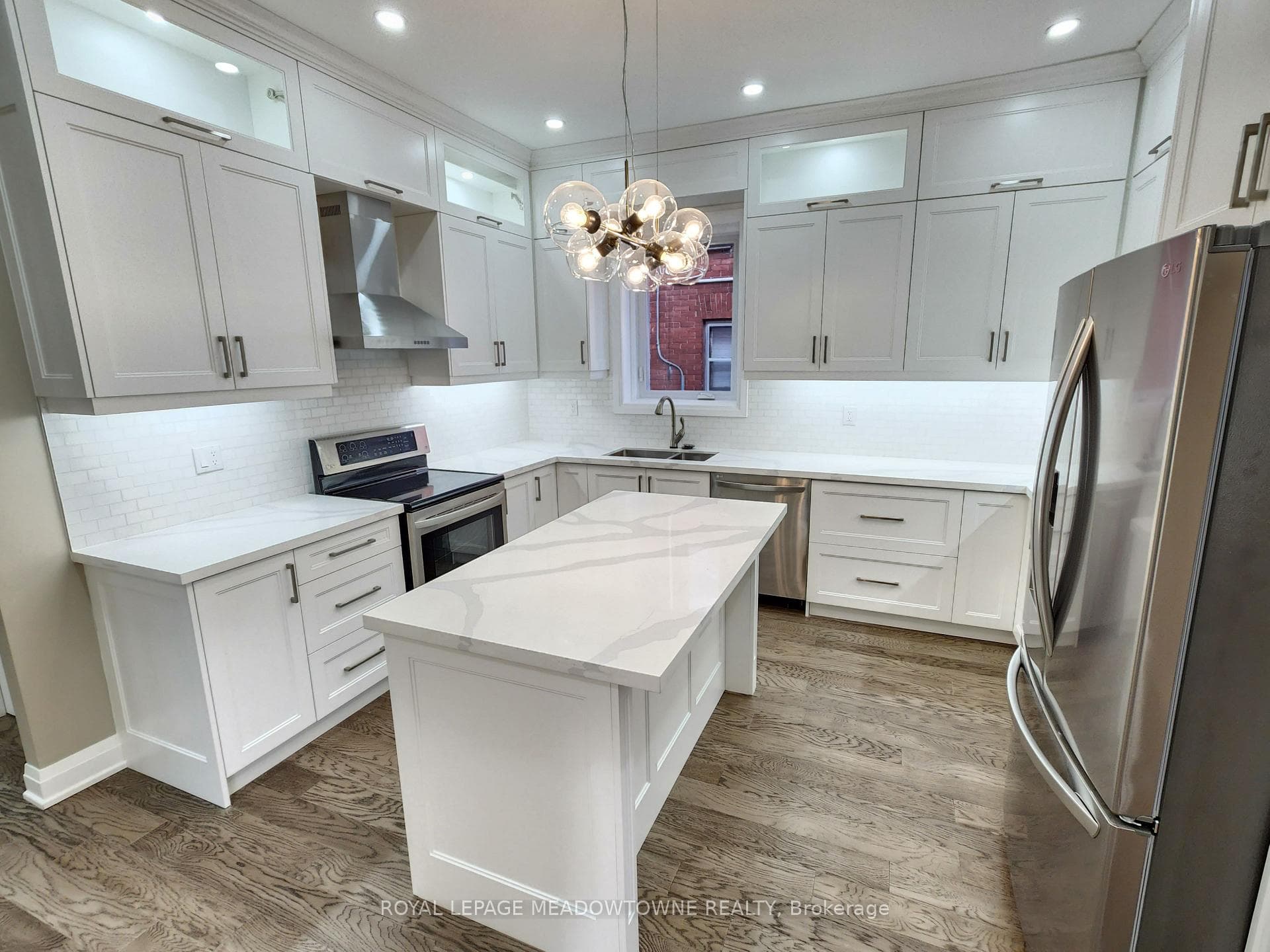 119 Colborne Street photo 5