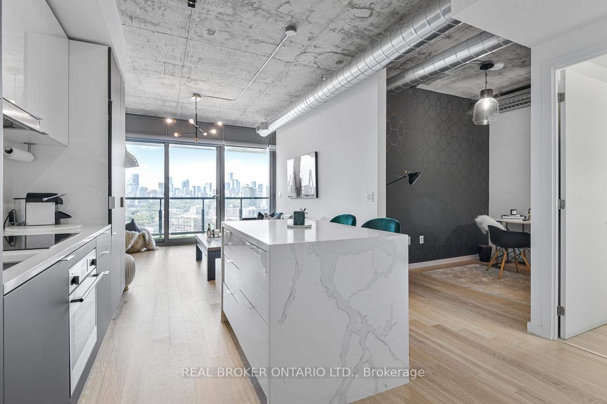 170 Bayview Avenue Unit 2303 photo 7